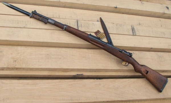 f 407 dot Mauser 023
