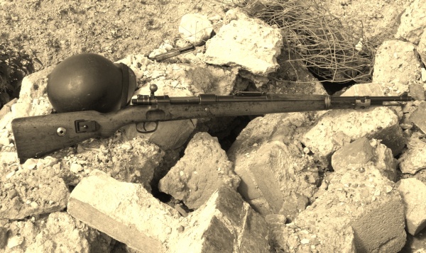 MauserK98 in Rubble 001